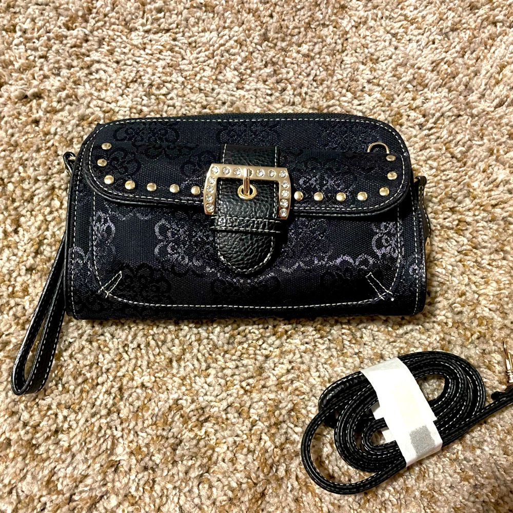 Kathy Van Zeeland Black Wallet/Crossbody